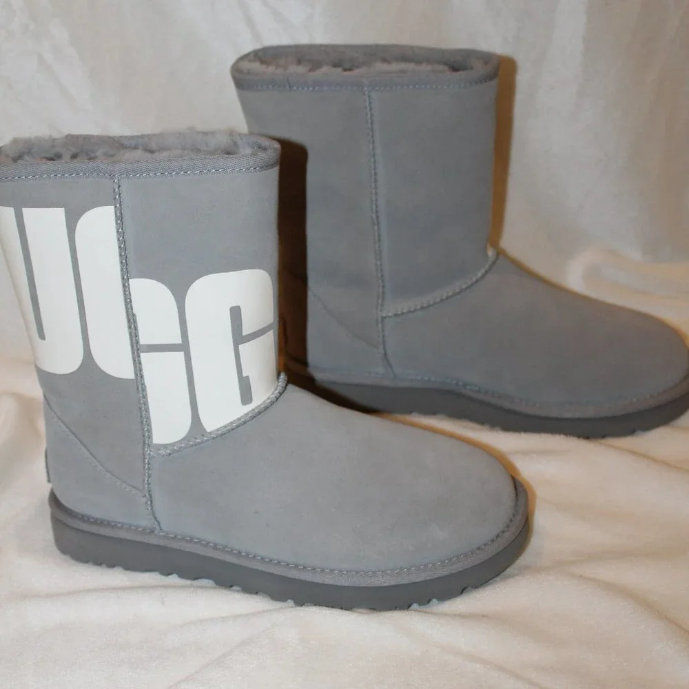 NIB‎ UGG LOGO SUEDE SHEARLING CLASSIC SHORTS BOOTS GRAY 7
